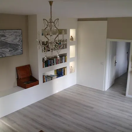 Delle Palme Apartment *